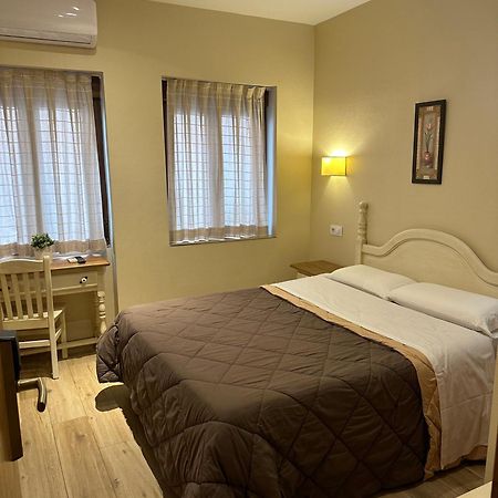 Toledo Plaza Otel Dış mekan fotoğraf