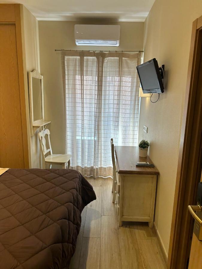 Toledo Plaza Otel Dış mekan fotoğraf