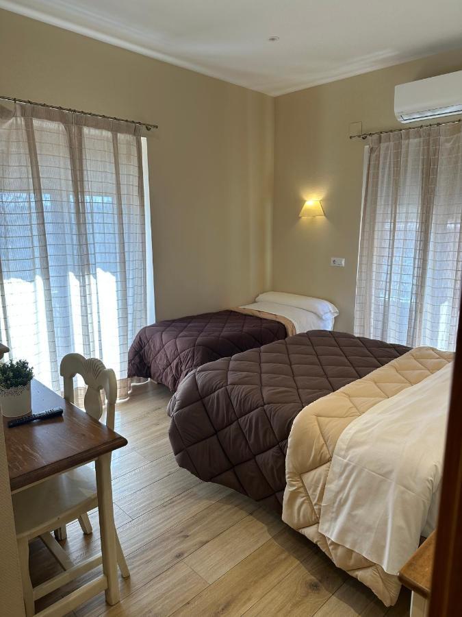 Toledo Plaza Otel Dış mekan fotoğraf