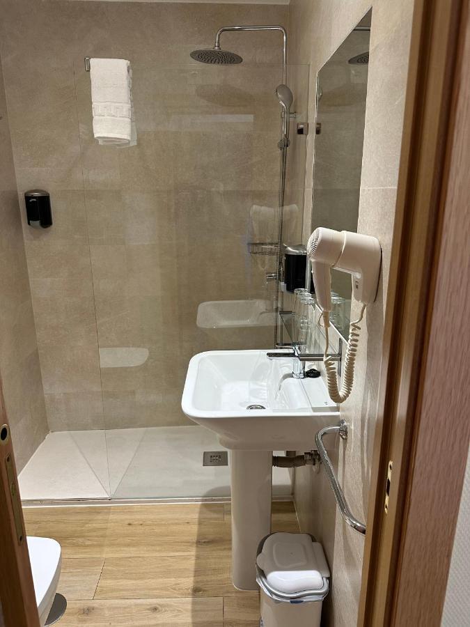 Toledo Plaza Otel Dış mekan fotoğraf